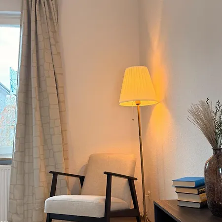 Peaceful & Stylish 2 Bedroom With Garden *