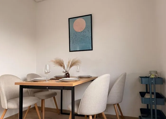 Διαμέρισμα Peaceful & Stylish 2 Bedroom With Garden Όλντεμπουργκ